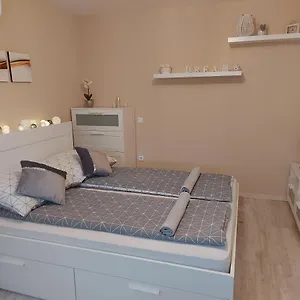 Apartman Hattyú Apartman, Szeged