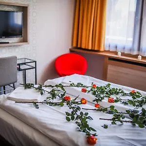 Imola Udvarhaz Dessert 3* Eger